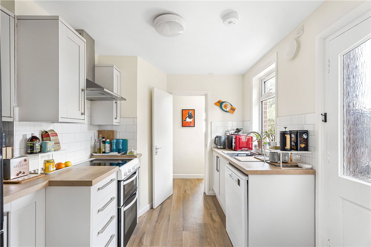 2 bedroom House, Godstow Road, Wolvercote, OX2 - , Image 3