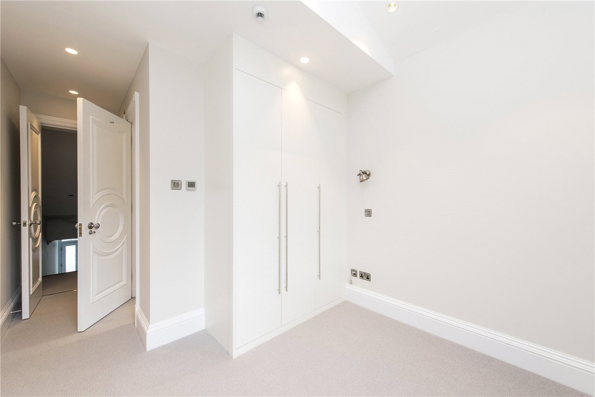 5 bedroom House, Kimbell Gardens, London, SW6 - Available, Image 20