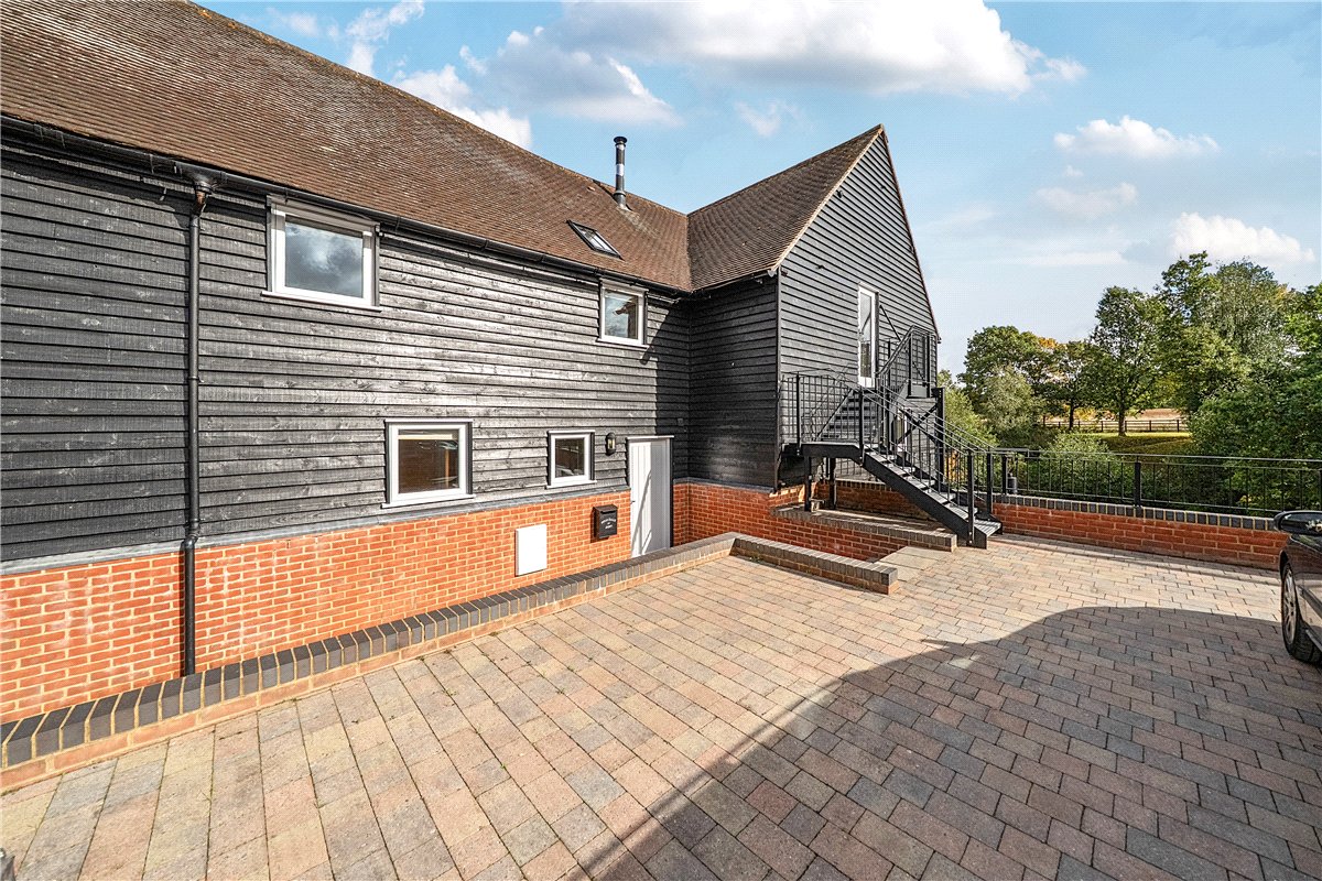 4 bedroom House, Adbury, Newbury, RG20 - Available, Image 18