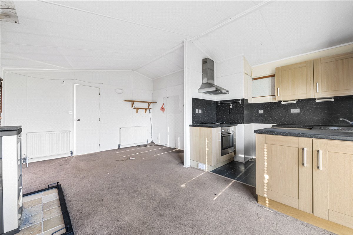 4 bedroom House, Yapton Lane, Walberton, BN18 - Available, Image 12