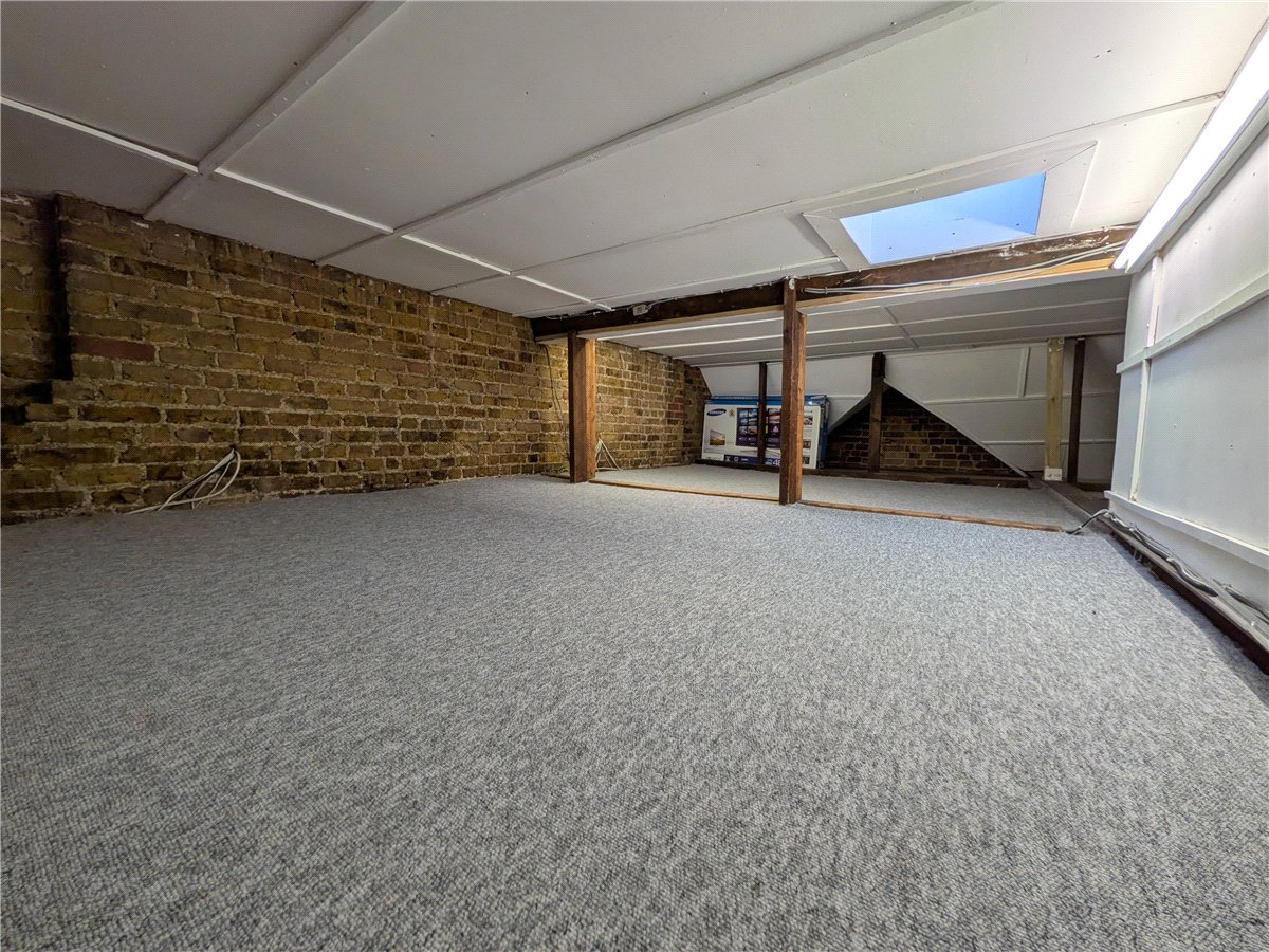 2 bedroom Flat, Whittingstall Road, London, SW6 - Available, Image 7