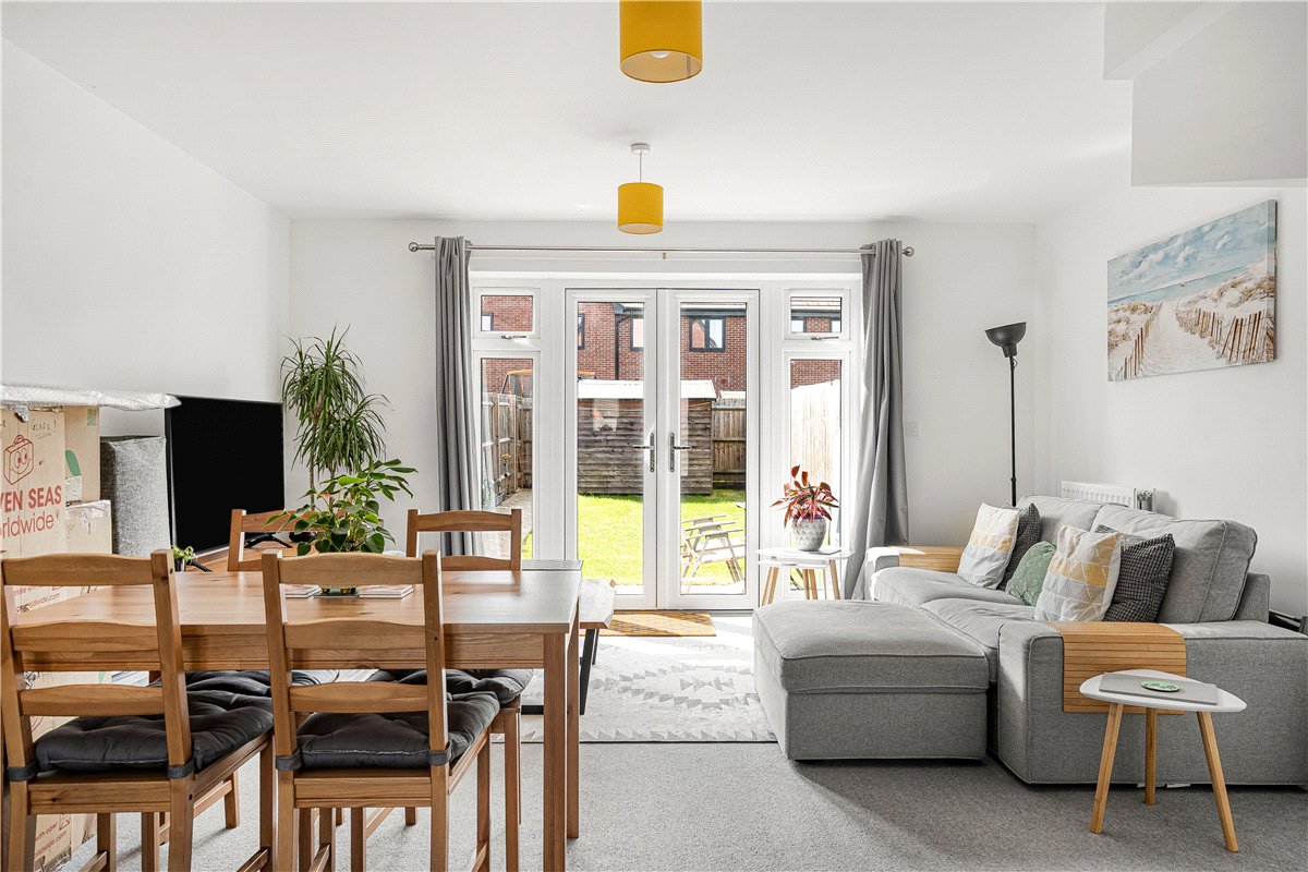 2 bedroom House, Brawn Grove, Glebe Farm, MK17 - Available, Image 9