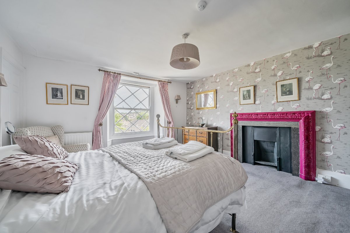 8 bedroom House, High Street, Swanage, BH19 - Available, Image 21