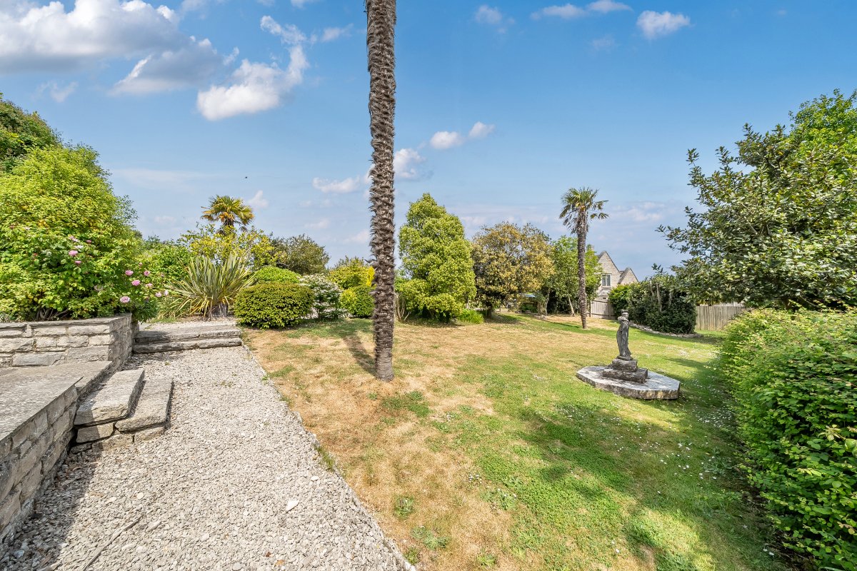 8 bedroom House, High Street, Swanage, BH19 - Available, Image 21