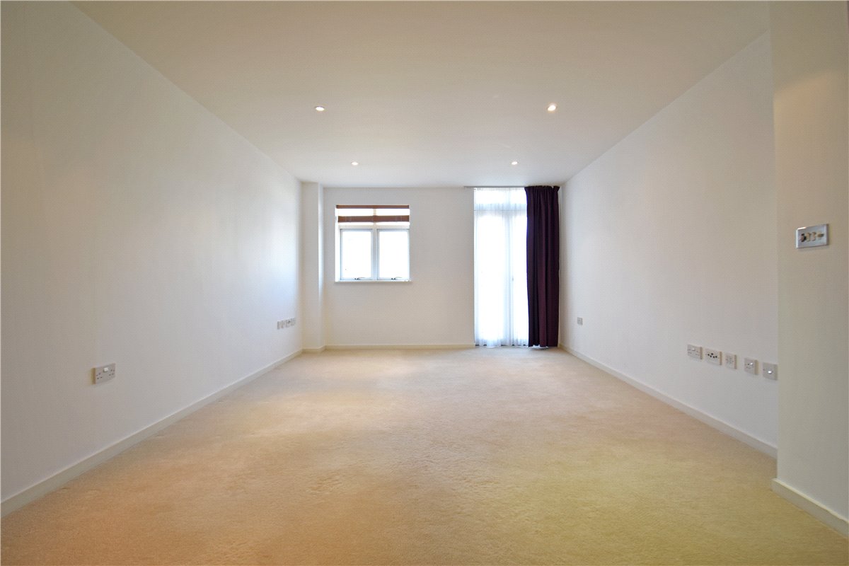 1 bedroom Flat, The Belvedere, Homerton Street, CB2 - , Image 2
