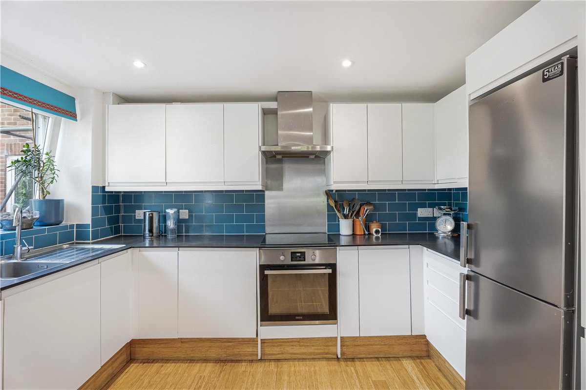 2 bedroom Flat, Binsey Lane, Oxford, OX2 - Let Agreed