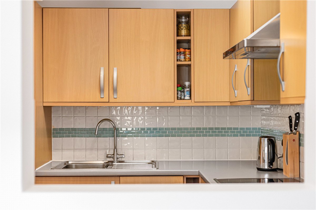 1 bedroom Flat, King Street, Oxford, OX2 - , Image 11