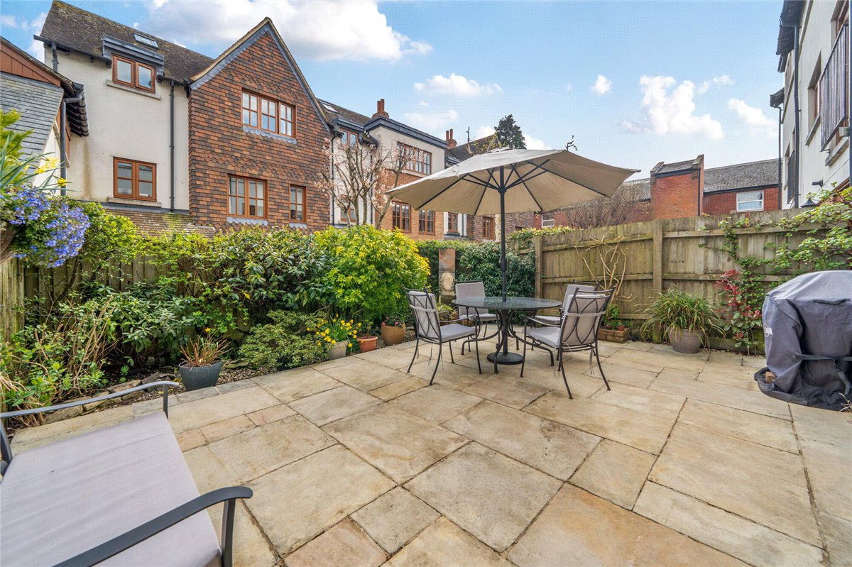 3 bedroom House, Cromwell Court, Marlborough, SN8 - Available, Image 1