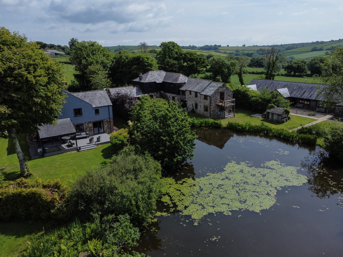 25 bedroom House, Callington, Cornwall, PL17 - Sold STC, Image 2