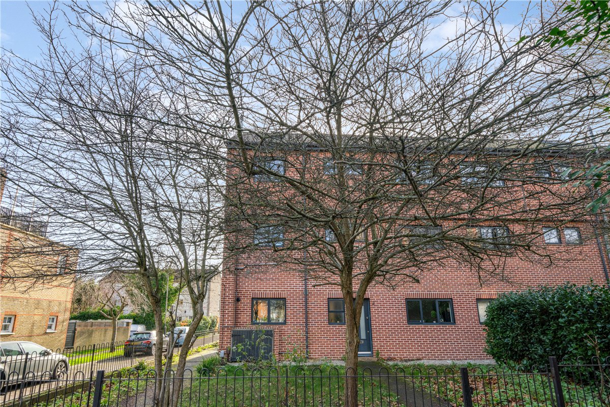 2 bedroom Flat, Mayford Close, London, SW12 - Sold STC, Image 5