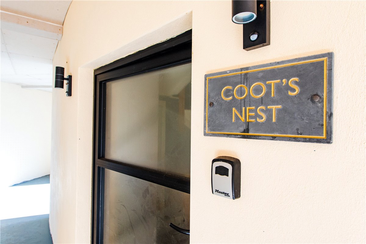 3 bedroom Flat, Farne House, 12 Crewe Street, NE68 - Available, Image 4