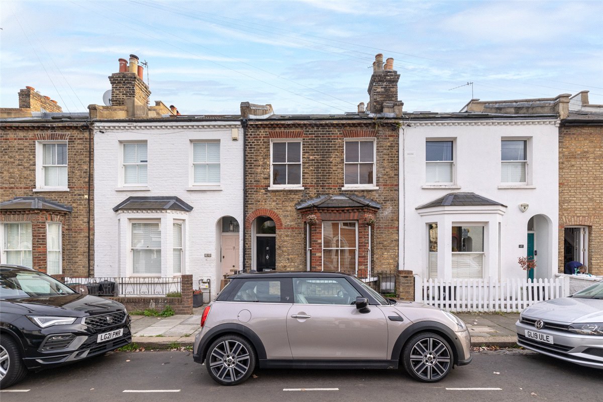 3 bedroom House, Longfield Street, London, SW18 - Sold