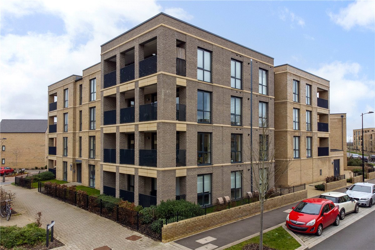 2 bedroom Flat, Osprey Drive, Trumpington, CB2 - Available