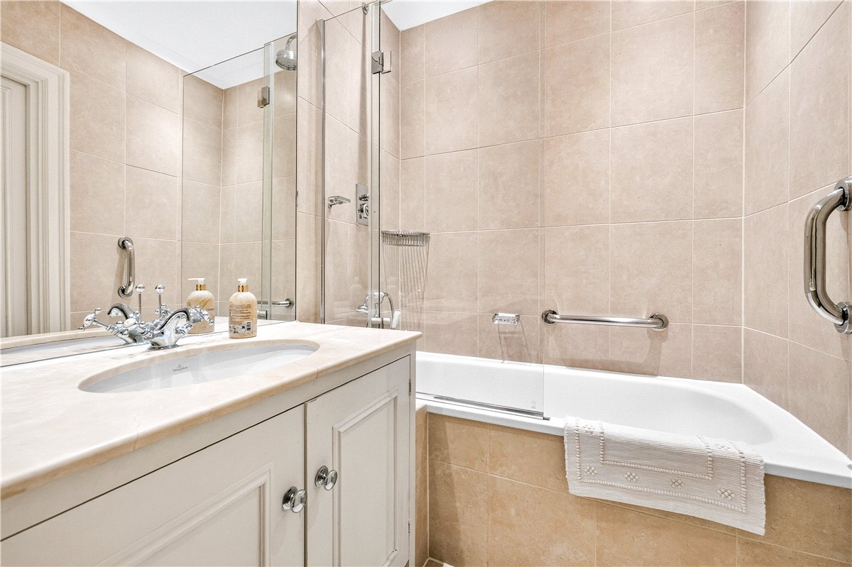 4 bedroom Flat, Knightsbridge, London, SW1X - Available, Image 8