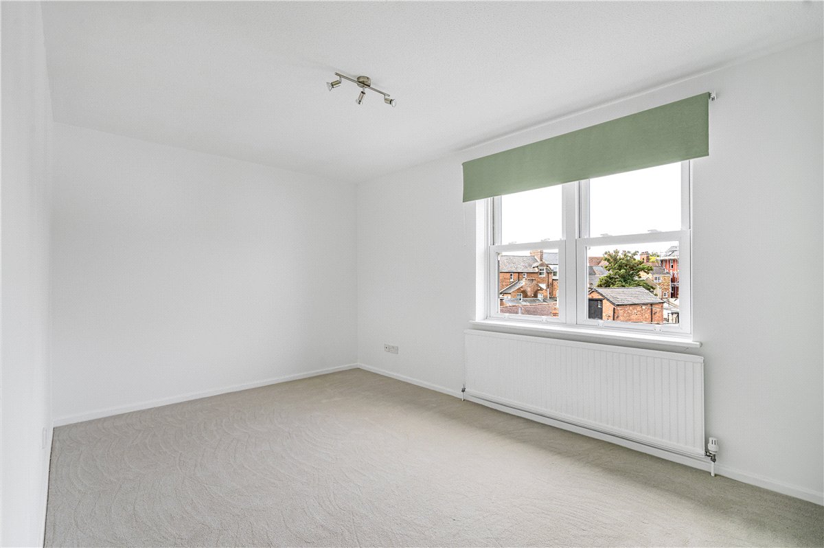 2 bedroom Flat, St. Clements Street, Oxford, OX4 - Available, Image 5