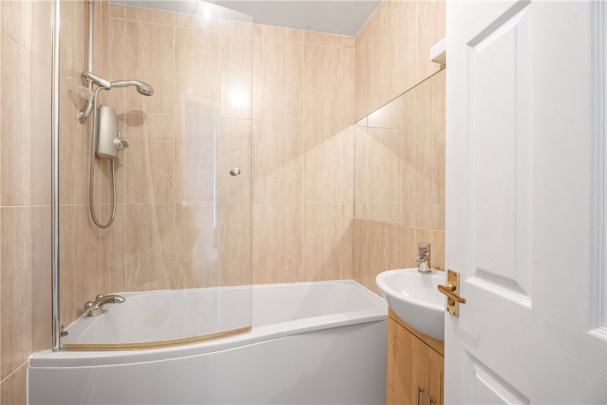 4 bedroom Bungalow, South Street, Wendover, HP22 - Available, Image 6