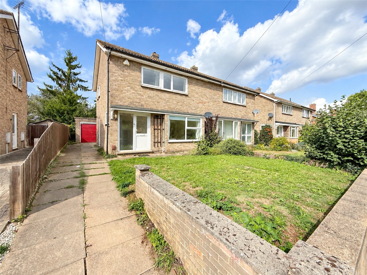 3 bedroom House, Carlton Way, Cambridge, CB4 - Available
