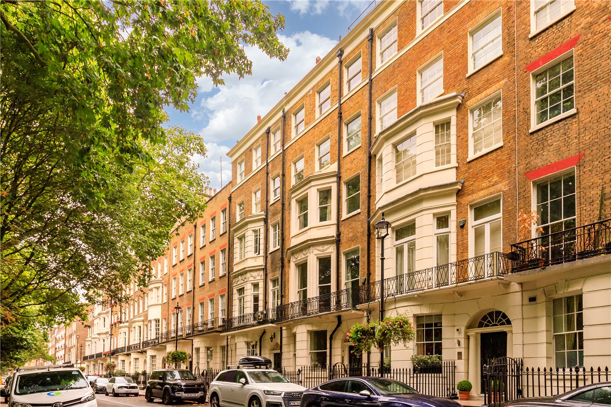 5 bedroom House, Montagu Square, London, W1H - Available
