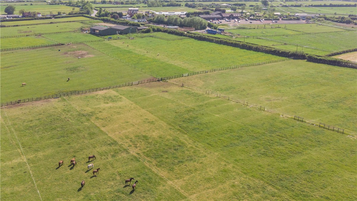22.35  Land, Hogshaw, Buckingham, MK18 - Available, Image 1