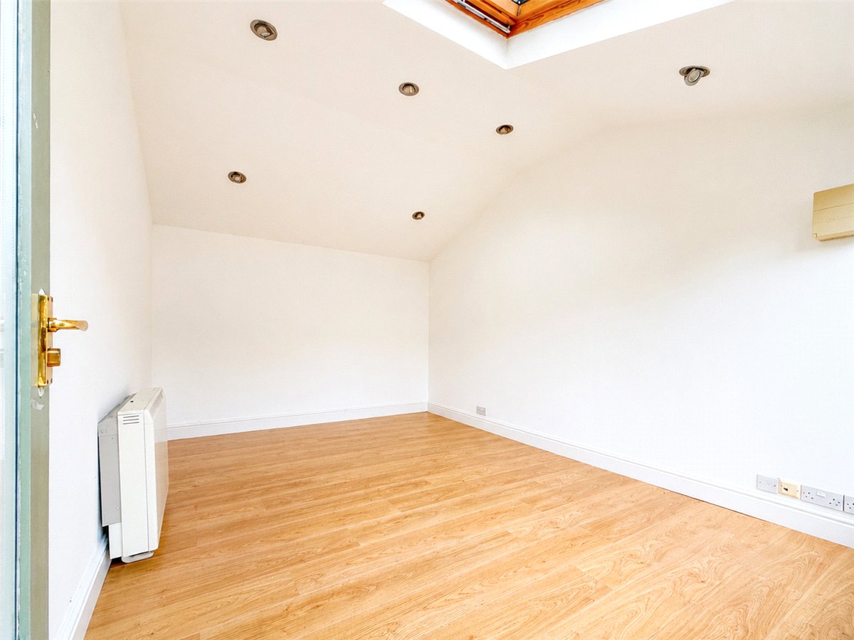 3 bedroom House, Marlowe Road, Cambridge, CB3 - Sold STC, Image 14