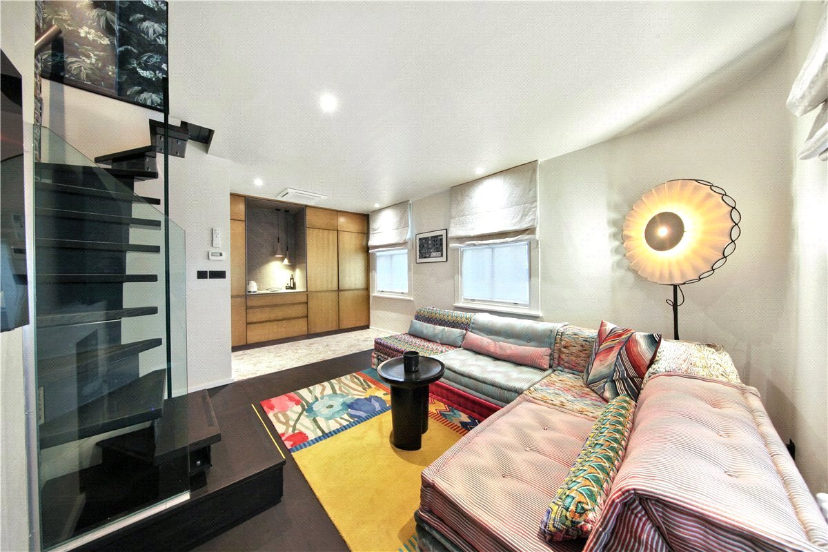 1 bedroom Flat, Shepherd Market, Mayfair, W1J - Let Agreed, Image 3