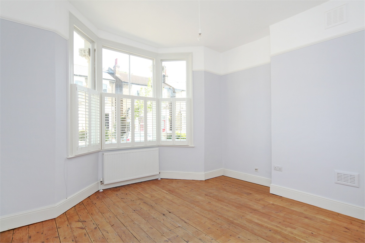 3 bedroom Flat, Winslade Road, London, SW2 - , Image 4