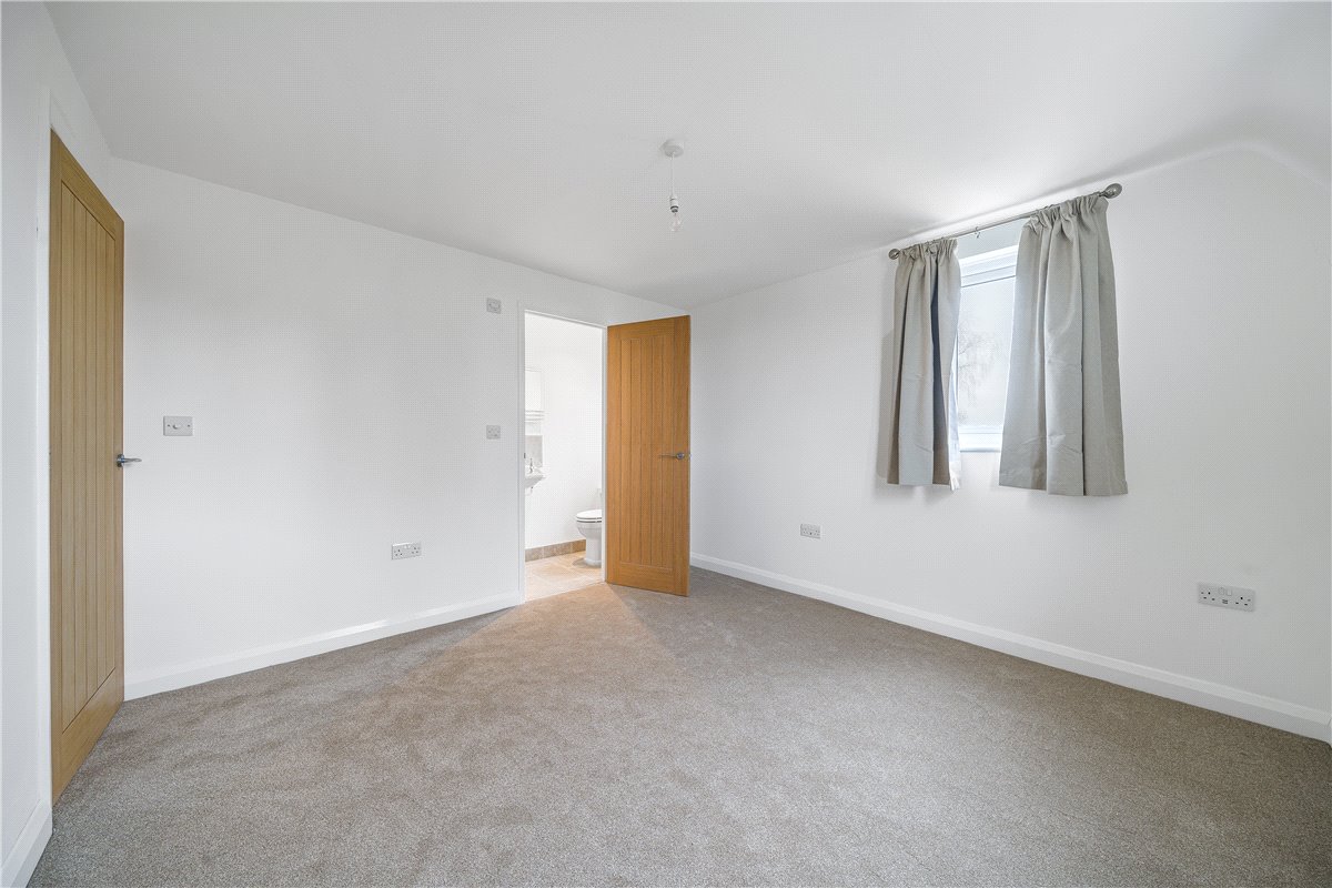 4 bedroom House, Corsham Road, Lacock, SN15 - Sold, Image 8