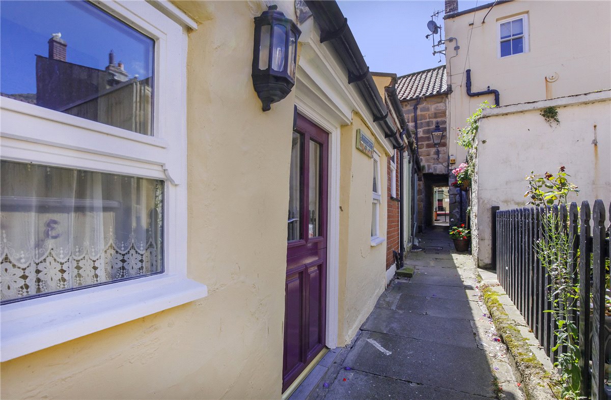 3 bedroom Cottage, Boathouse Yard, Staithes, TS13 - Available, Image 10