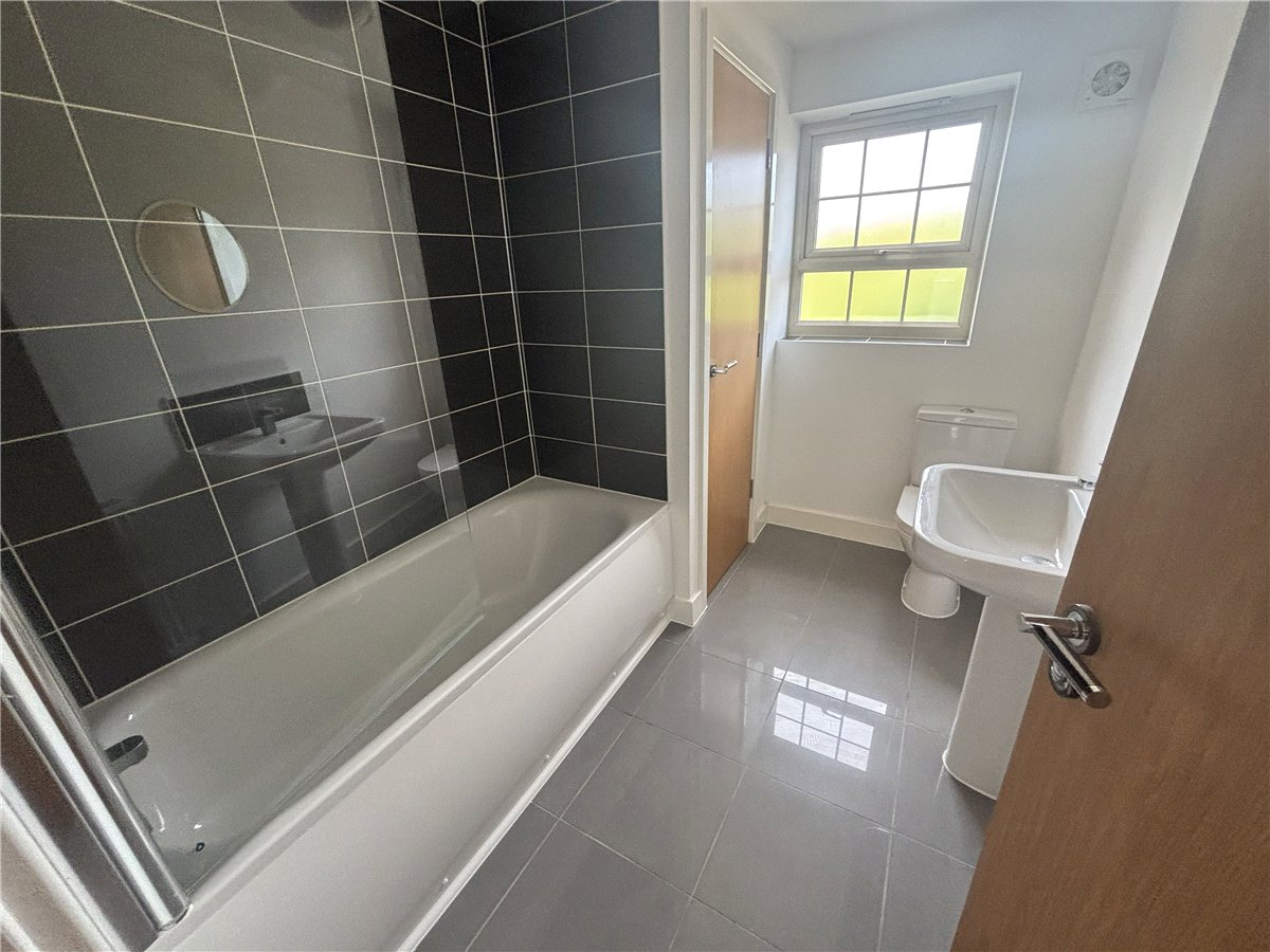 3 bedroom House, Comelybank Drive, Mexborough, S64 - Available, Image 6