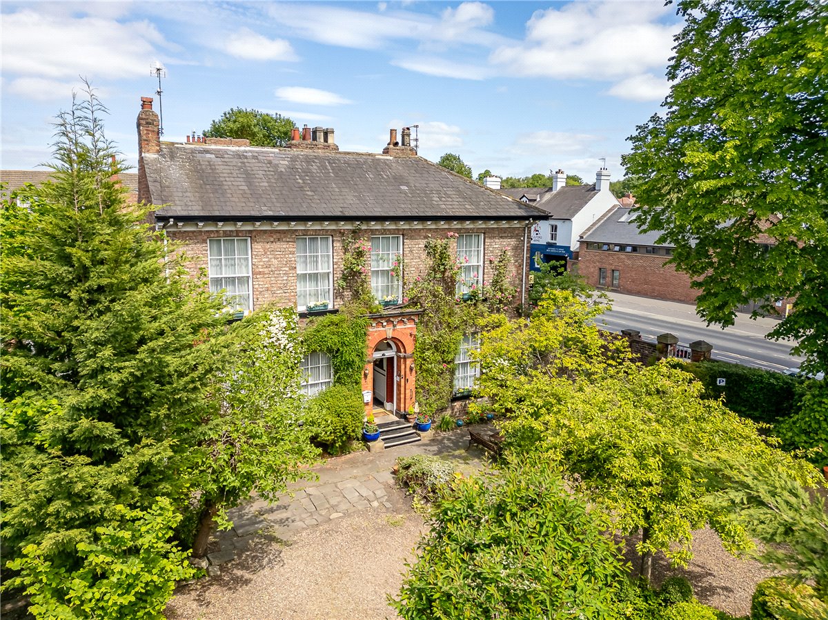 10 bedroom House, Fulford Road, York, YO10 - Sold STC