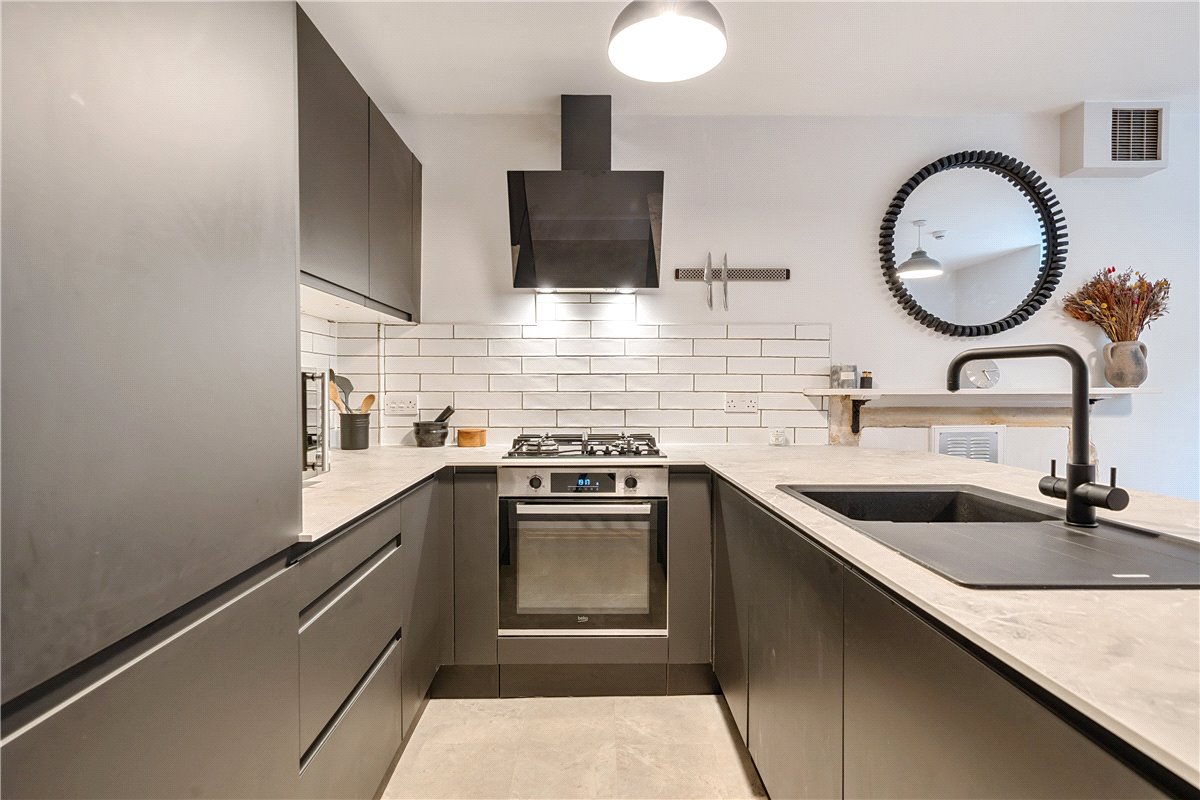 1 bedroom Flat, Oxford Row, Bath, BA1 - Sold, Image 9