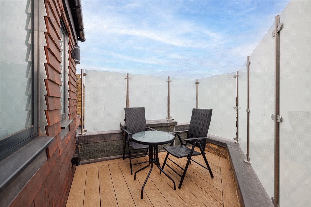 5 bedroom House, Byfeld Gardens, London, SW13 - Sold STC, Image 1