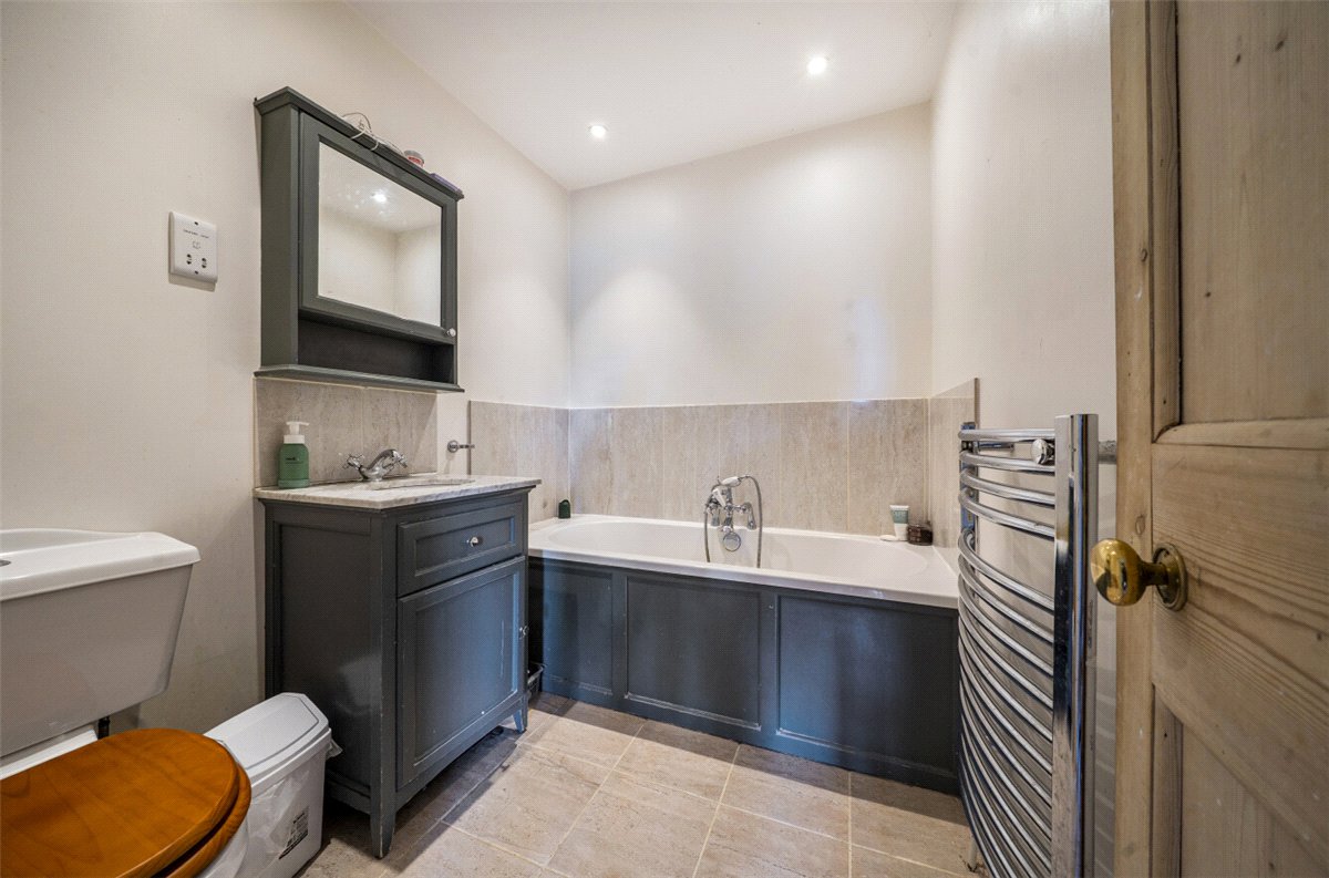 4 bedroom House, School Lane, Manton, SN8 - Available, Image 10