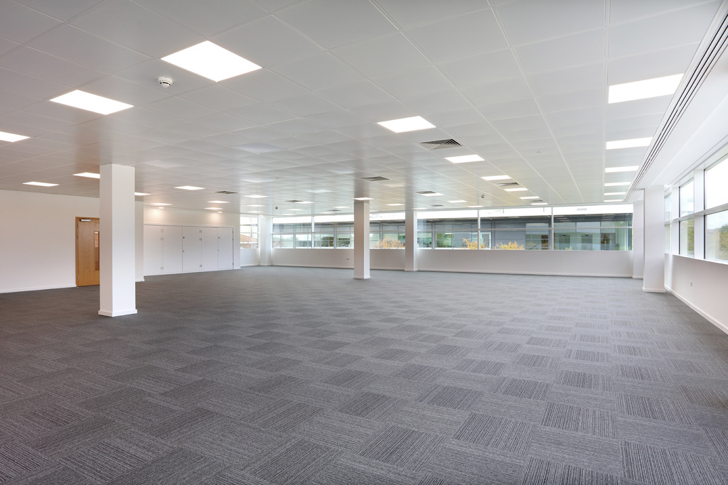 3931 to 12373 Sq Ft, Concorde Road, Maidenhead, SL6 - Available, Image 6