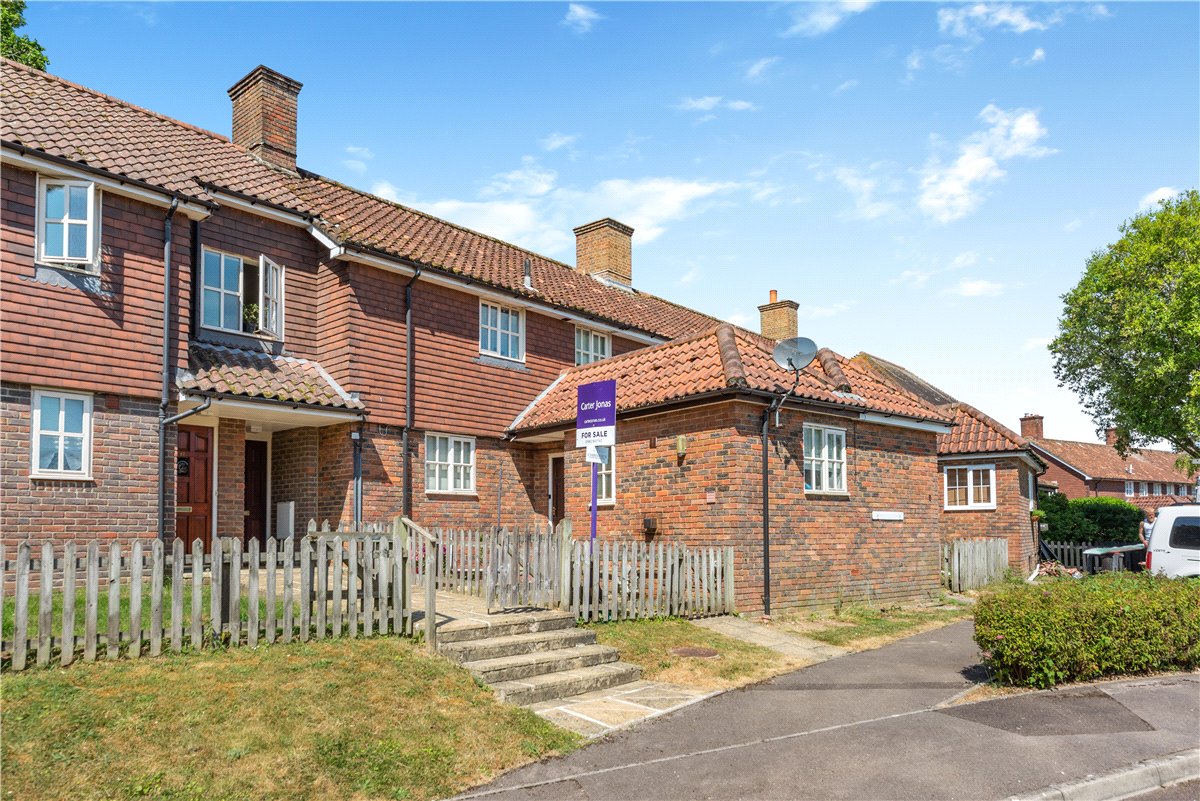 3 bedroom House, Pigeonhouse Cottages, Pigeonhouse Yard, SO21 - Sold STC