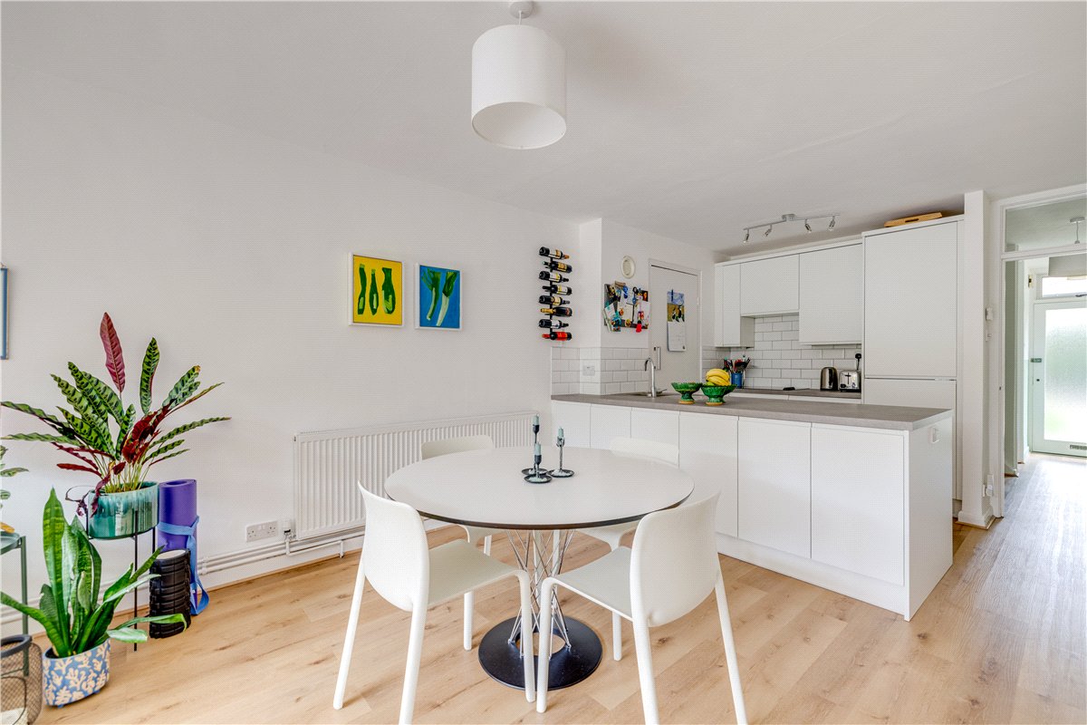 2 bedroom Maisonette, Claudia Place, London, SW19 - Sold, Image 5