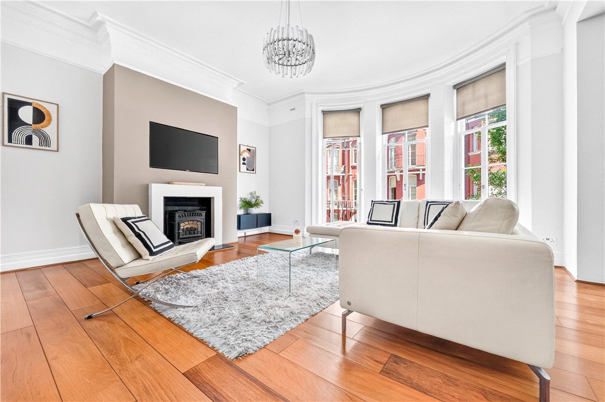 3 bedroom Flat, Cabbell Street, London, NW1 - Available, Image 1
