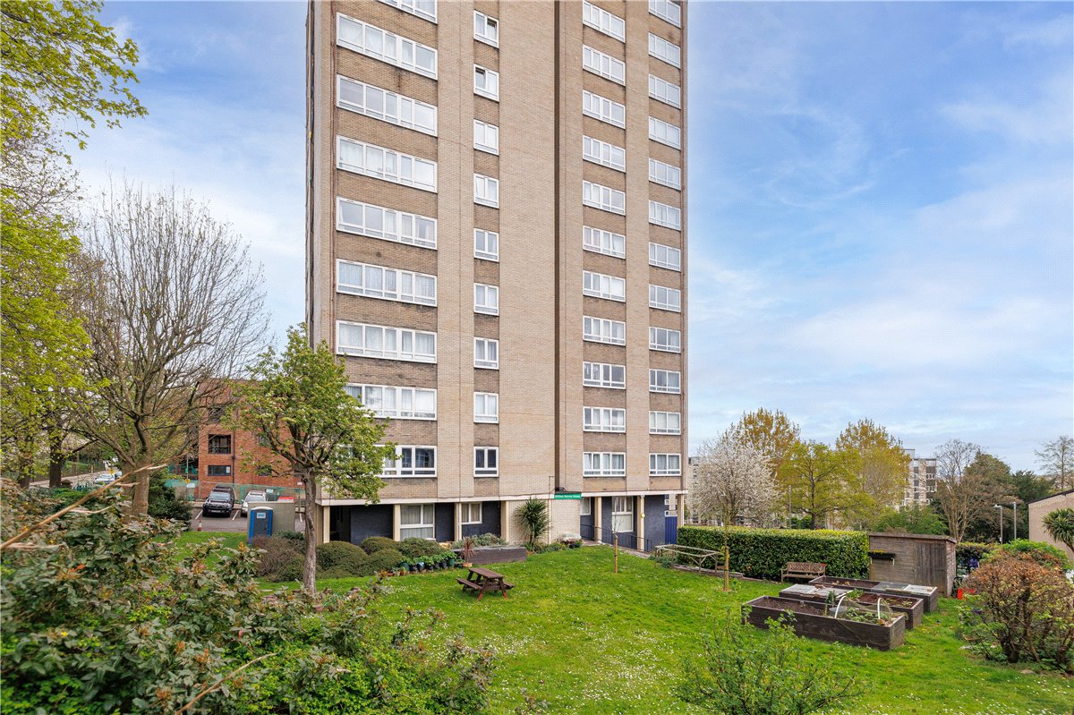 2 bedroom Flat, Whitlock Drive, London, SW19 - Sold, Image 3