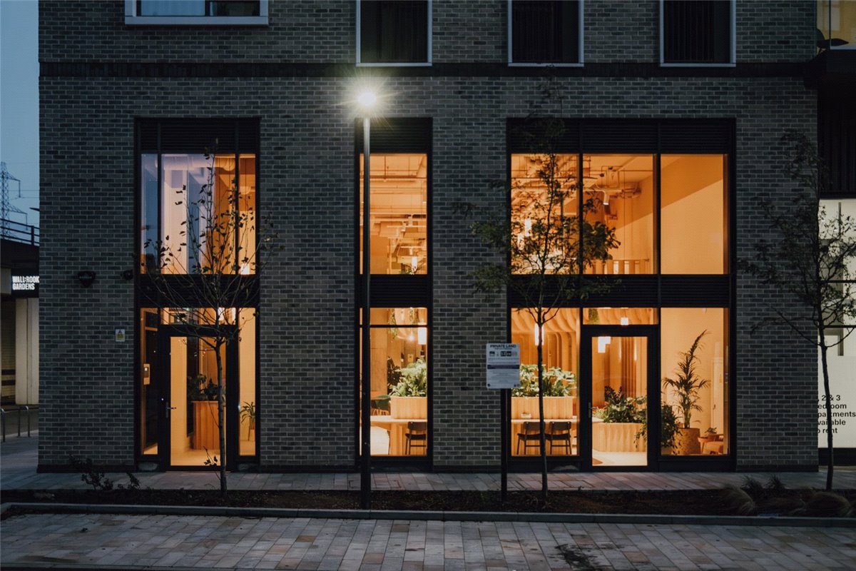 2 bedroom Flat, Heartwell Avenue, London, E16 - Let Agreed, Image 3