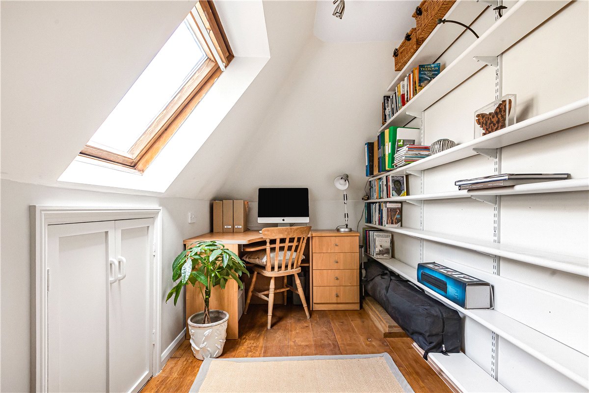 4 bedroom Cottage, New Road, Bampton, OX18 - Available, Image 21