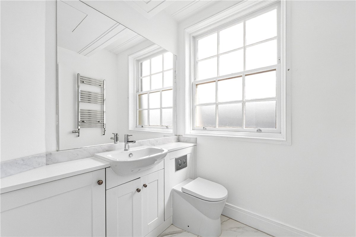 3 bedroom Flat, Gloucester Square, Paddington, W2 - Available, Image 16