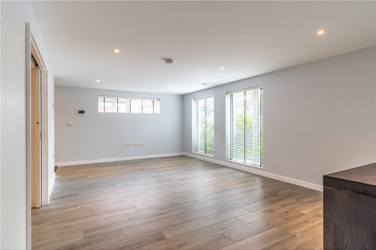 1 bedroom Flat, Great Eastern Street, Cambridge, CB1 - Sold, Image 3