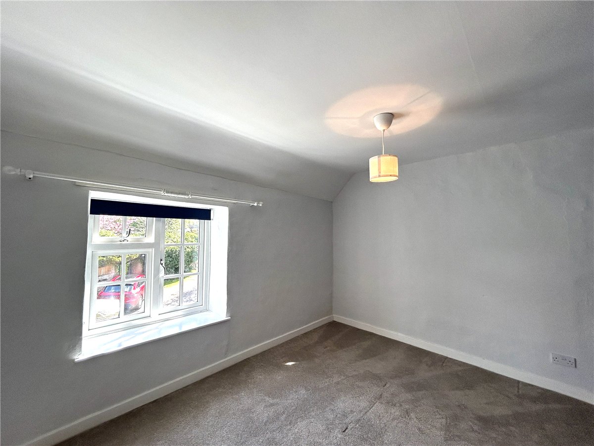 3 bedroom House, Main Street, Ledston, WF10 - , Image 5