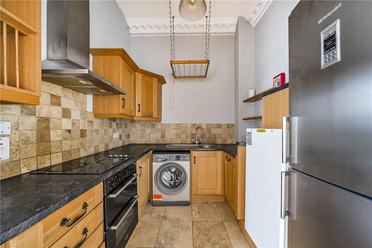 2 bedroom Flat, Paragon, Bath, BA1 - Sold, Image 9