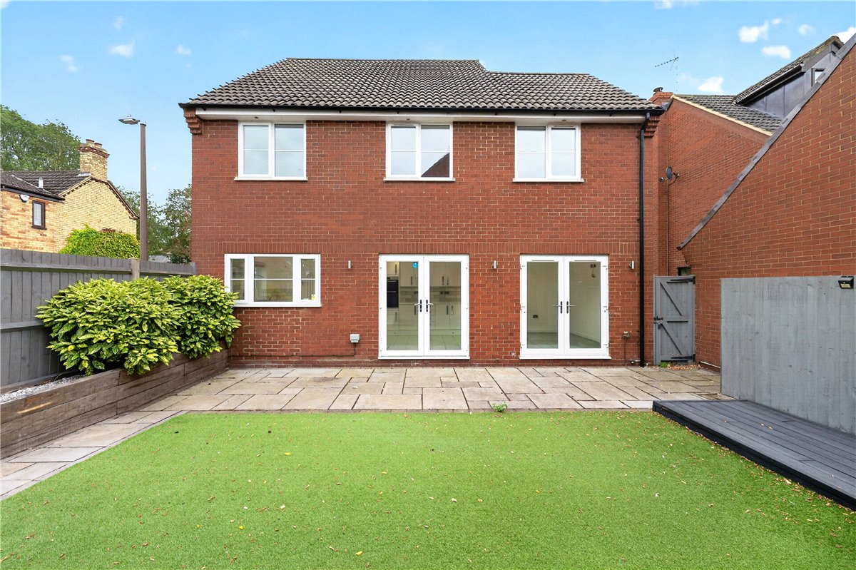 4 bedroom House, 43 Station Road, Tempsford, Sandy, SG19 2AU, ,  - Available
