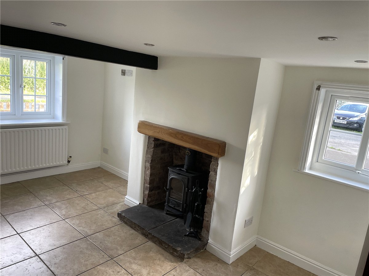 2 bedroom Cottage, Gredington, Hanmer, SY13 - Available, Image 2