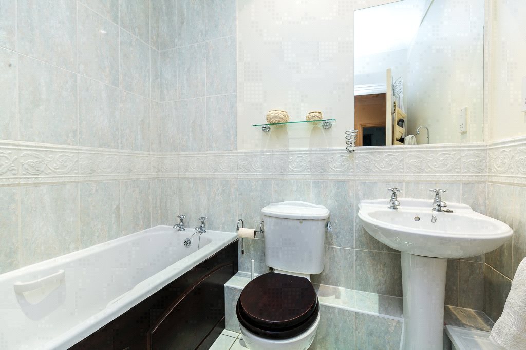 2 bedroom Flat, Grandpont Place, Long Ford Close, OX1 - , Image 3