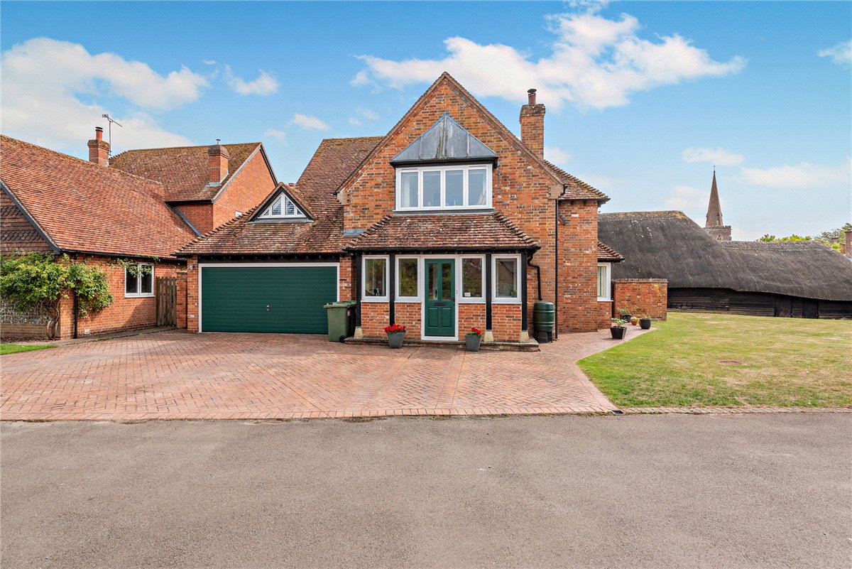 4 bedroom House, The Rookery, Peasemore, RG20 - Sold