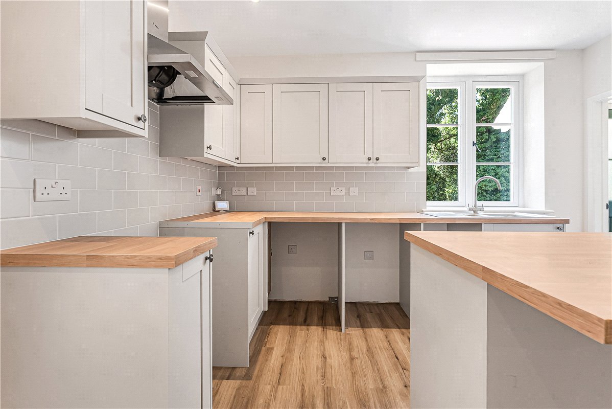 3 bedroom House, Hemel Hempstead Road, Redbourn, AL3 - Available, Image 16