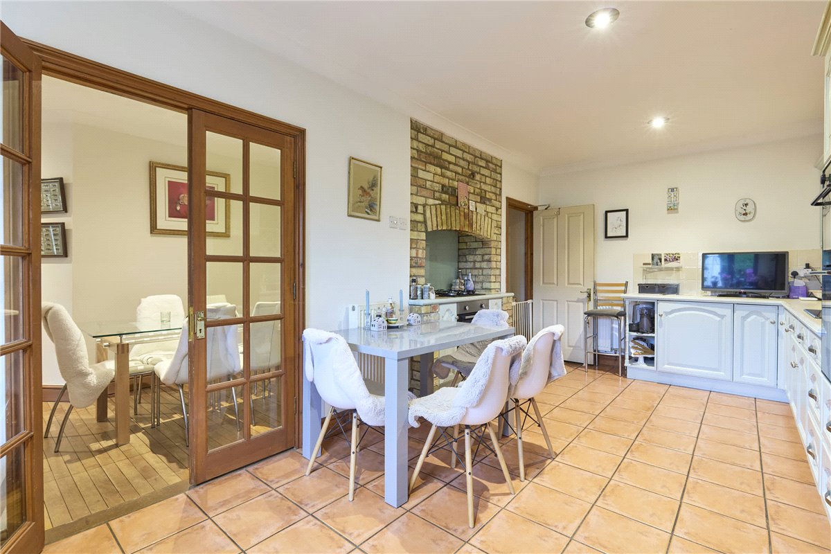 6 bedroom House, Warrington Street, Newmarket, CB8 - Available, Image 5